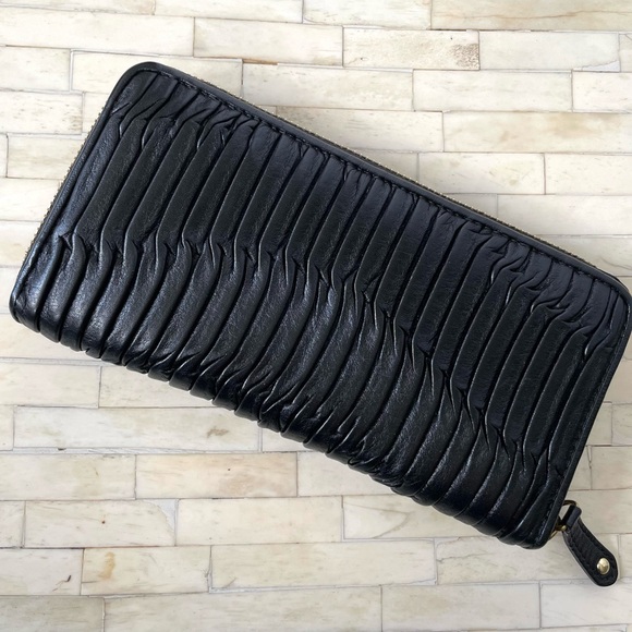 Coach Pleated leather Wallet Coach Madison wallet coach gathered leather wallet - Picture 6 of 16